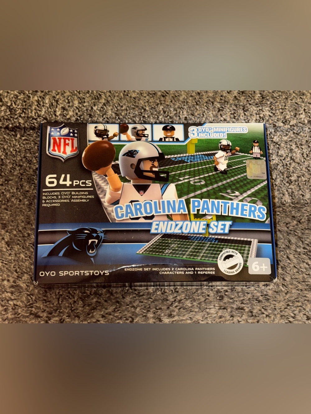 OYO Sports Carolina Panthers NFL Endzone Set 64 Pieces 3 Minifigures